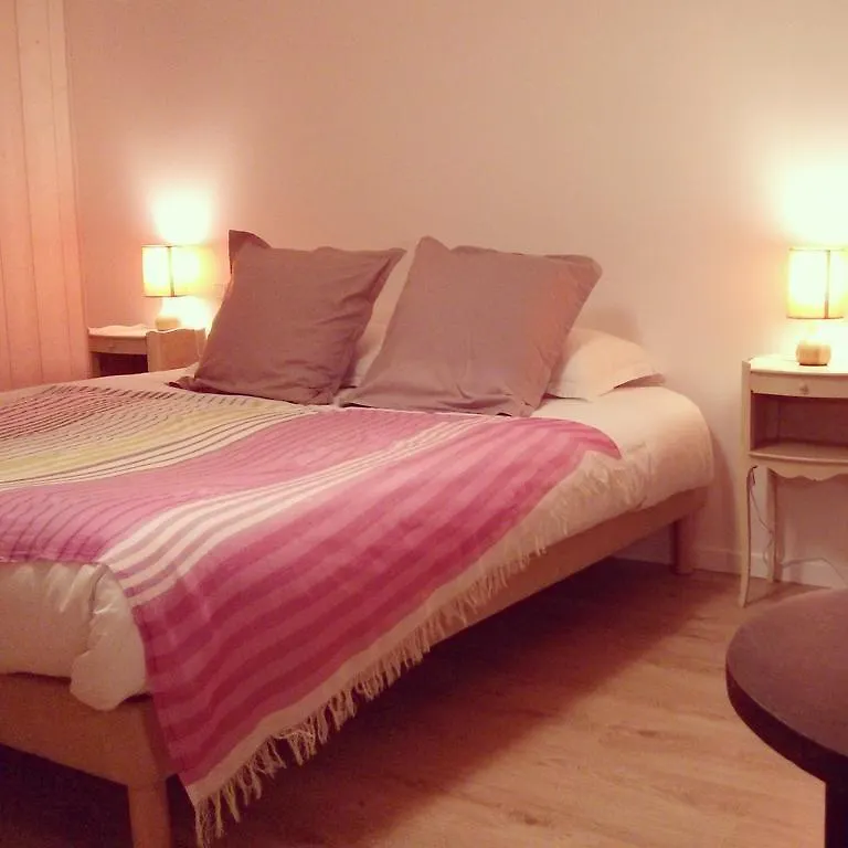 B&B Chez Camille Auberge Maison D'Hotes Bussy-Albieux